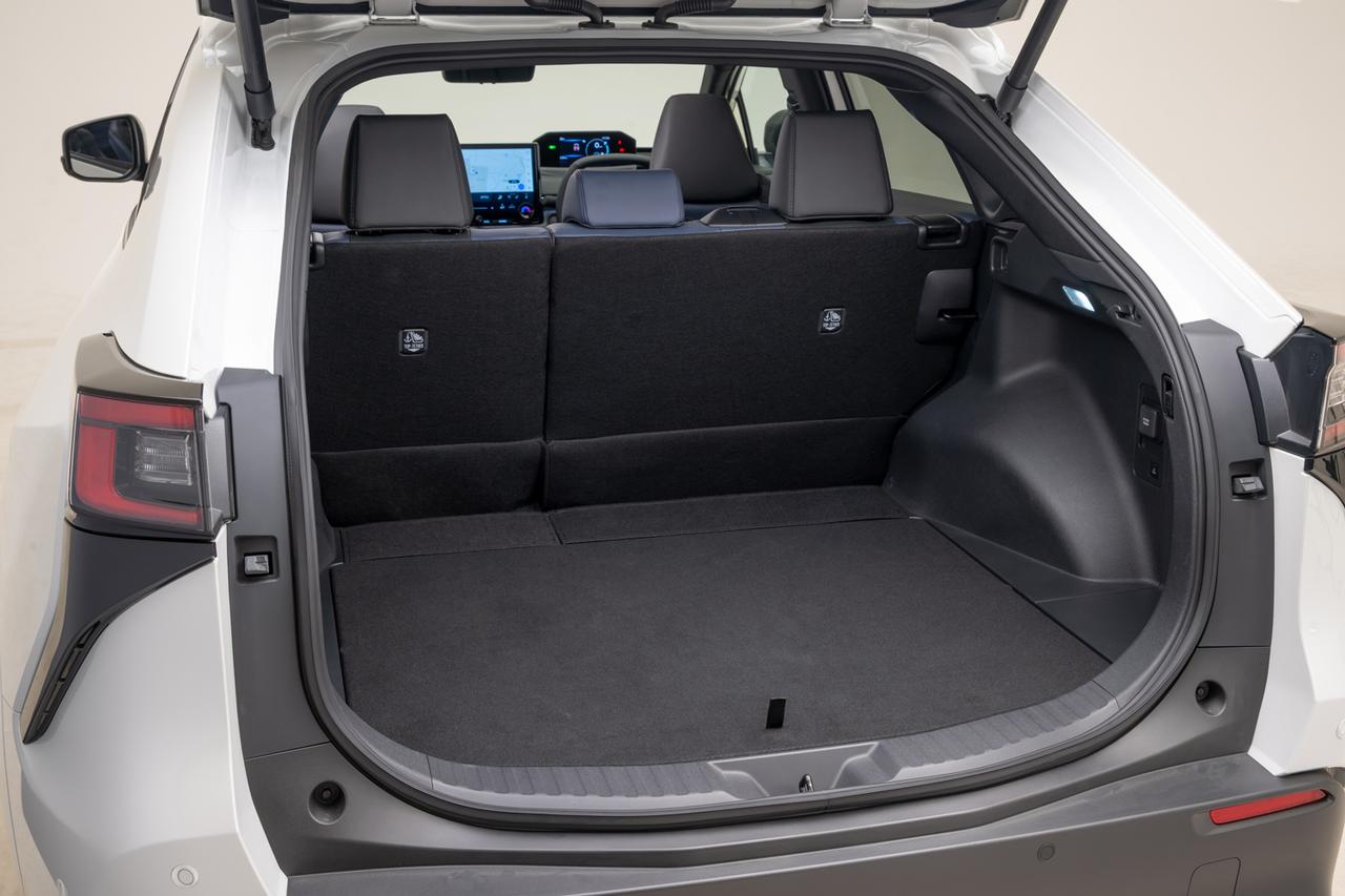 画像 : 11番目の画像 - 新型ソルテラ - Webモーターマガジン