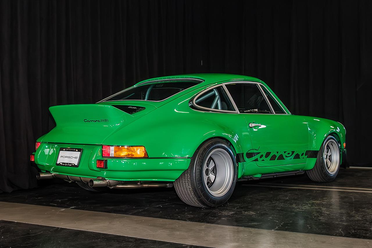 画像: ポルシェ・クラシック・レストレーション・チャレンジ 2025でグランプリを獲得した「1973 ポルシェ 911T RSR トリビュート」。2024年の大会に出場する予定だったが、分解作業を進めるうちに複雑な作業をする必要があることが明らかになり、今年の大会に照準をあわせて入念に作業が進められたという。
