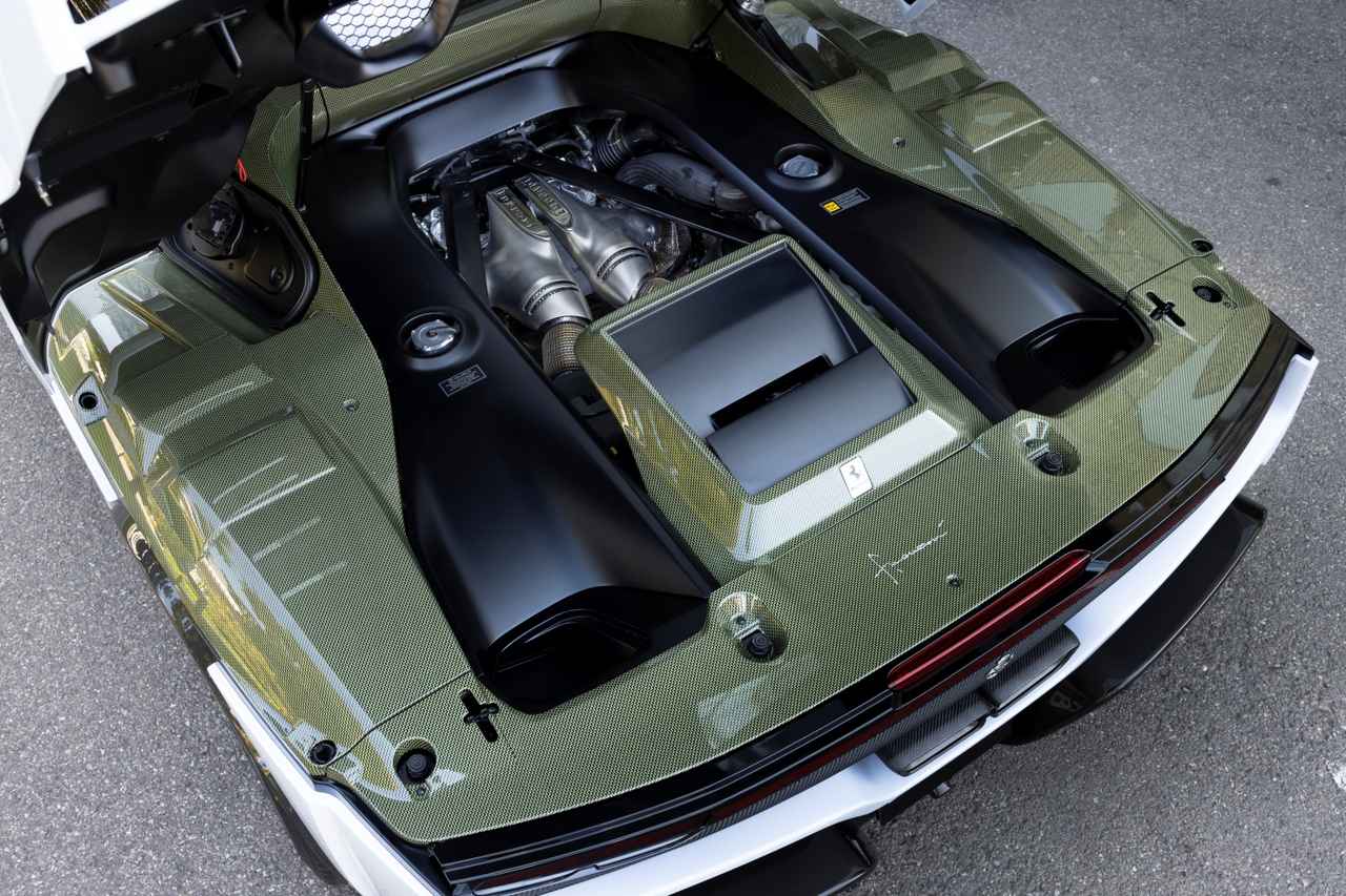 画像 : 5番目の画像 - フェラーリが新たなワンオフモデル「SC40」を発表 - Webモーターマガジン