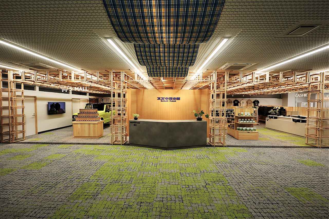 画像: 「S-MALLスズキ歴史館ショップ」の全景。
