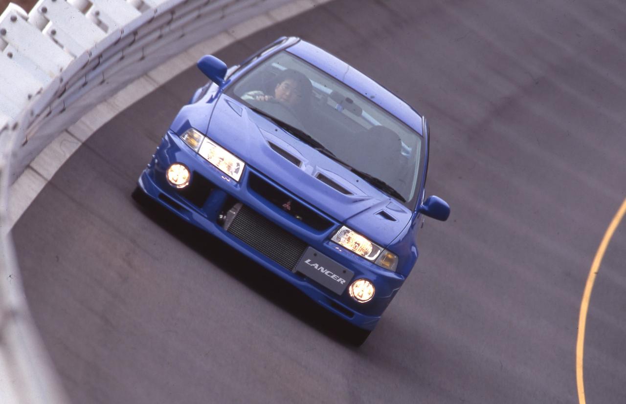 画像: 4G63型エンジン+インタークーラーターボと熟成のフルタイム4WDシステムで、その走行性能は群を抜くものとなった。