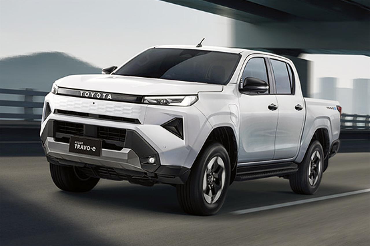 画像: 新型ハイラックス(イベント展示車両・BEVモデル・プロトタイプ)の走行イメージ。