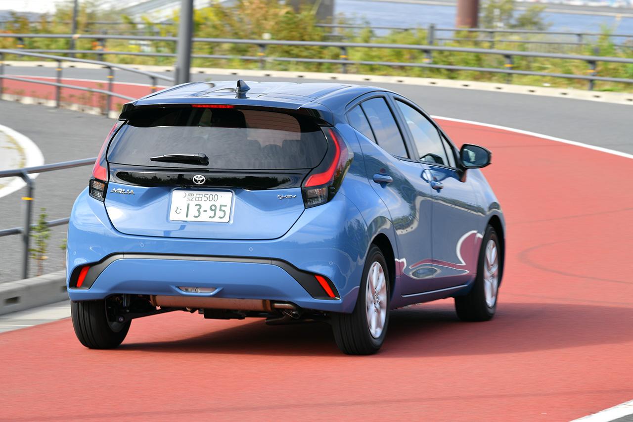 画像: とくにコーナーリング時にはFF車以上の安定感をとくに実感できた。