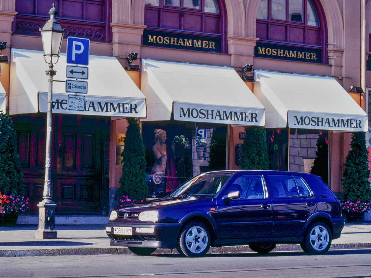 画像: 【VW ゴルフ クロニクル Vol.2 ダイジェスト（1）】海外試乗会 ゴルフ 2.8VR6 4ドア／1.8 GL 4ドア　1991年11月号 - Webモーターマガジン