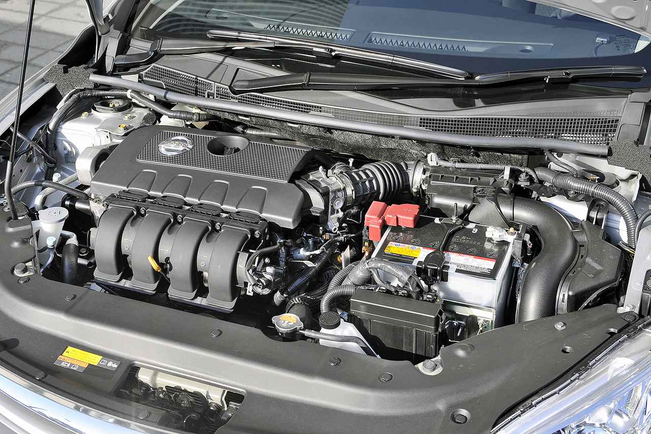 画像: 新開発のMRA8DE型エンジンはロングストローク化やツインVTCによる吸排気効率の向上などが図られた。