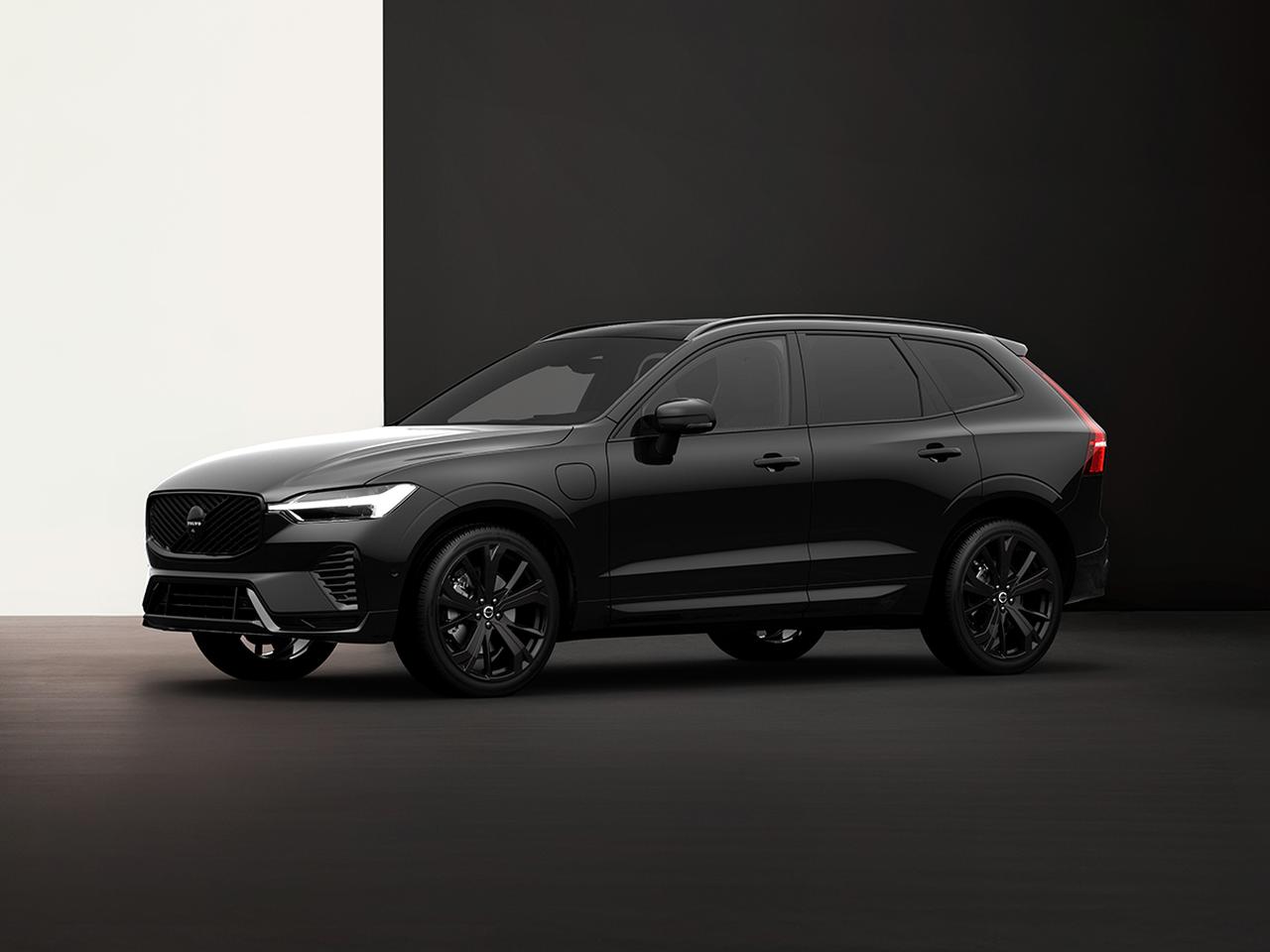 画像: 個性際立つ特別なボルボ、「XC60ブラックエディション」「XC90ブライトエディション」「EX40クラシックエディション」が一気に登場 - Webモーターマガジン