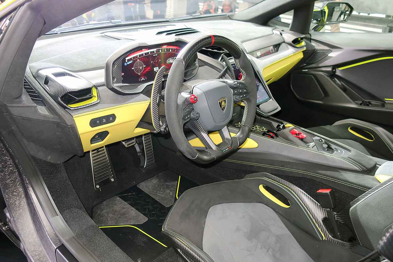 画像 : 6番目の画像 - ランボルギーニ フェノーメノ 写真蔵 - Webモーターマガジン