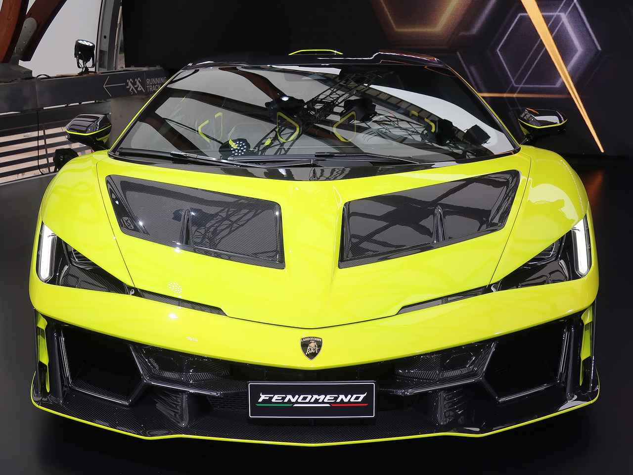 画像 : 1番目の画像 - ランボルギーニ フェノーメノ 写真蔵 - Webモーターマガジン