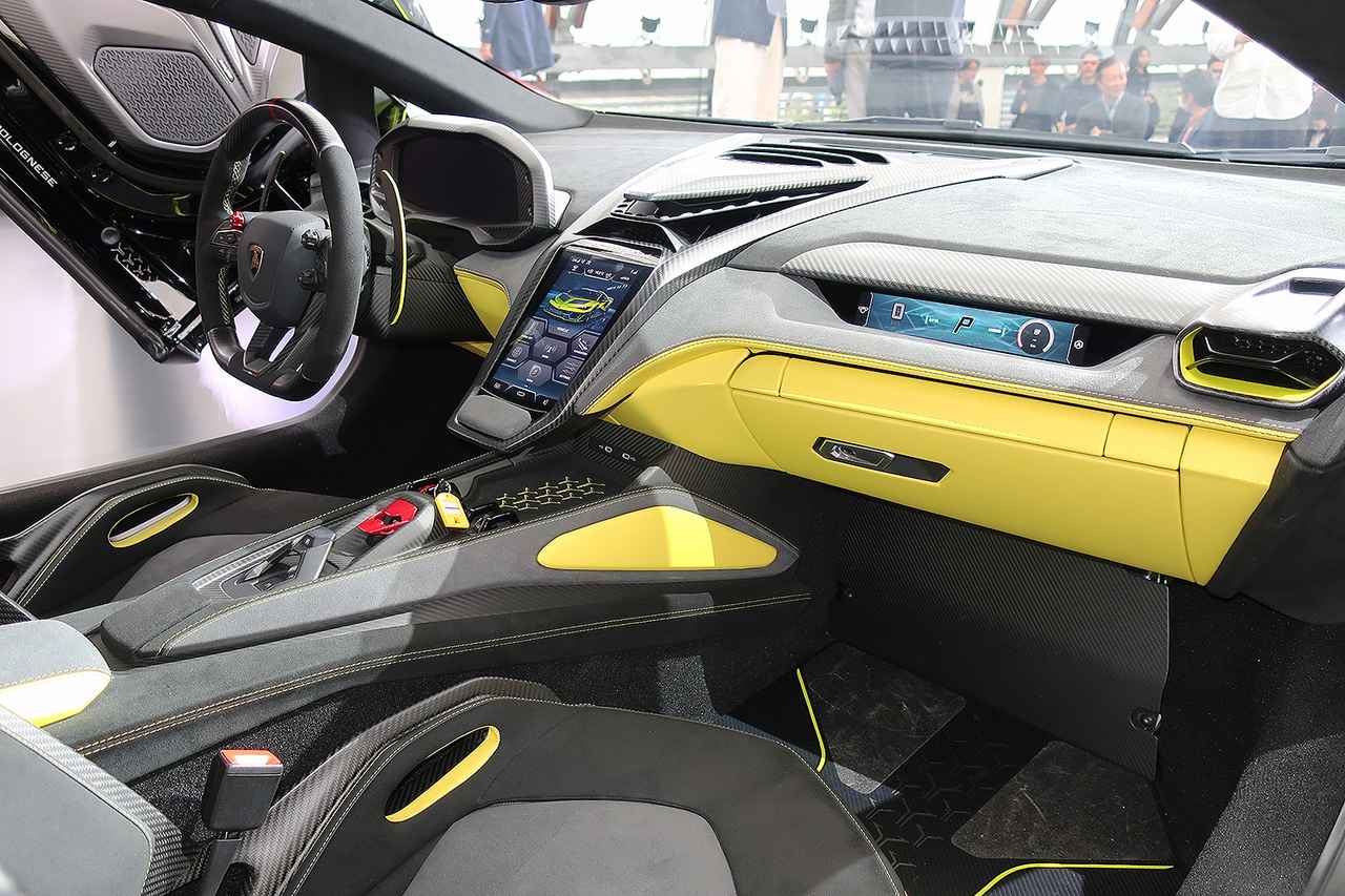 画像 : 10番目の画像 - ランボルギーニ フェノーメノ 写真蔵 - Webモーターマガジン