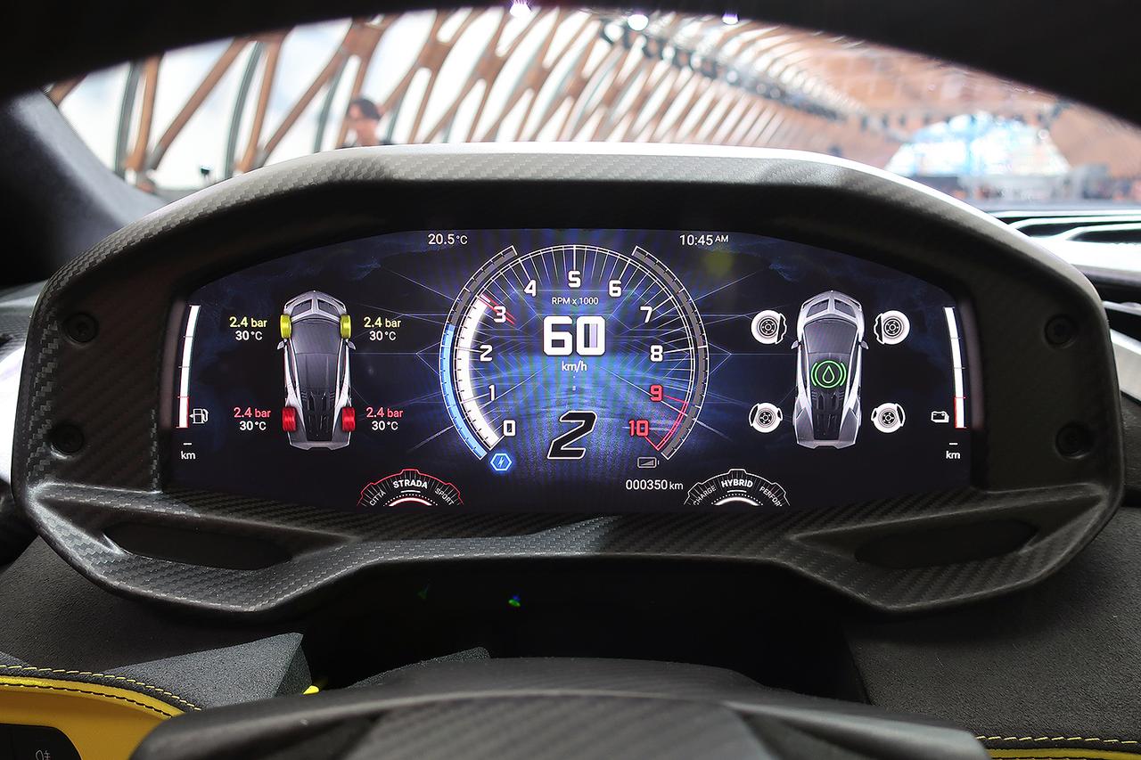 画像 : 7番目の画像 - ランボルギーニ フェノーメノ 写真蔵 - Webモーターマガジン