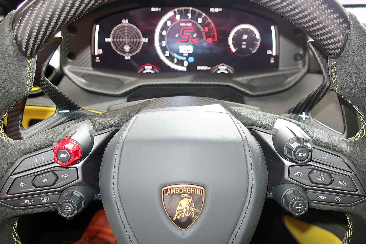 画像 : 8番目の画像 - ランボルギーニ フェノーメノ 写真蔵 - Webモーターマガジン