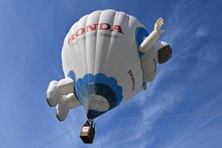 バルーンファンタジアの主役のひとりと言えるのがASIMO号（実は2代目）