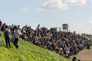 2025佐賀インターナショナルバルーンフェスタ（佐賀IBF）を楽しむ観客たち