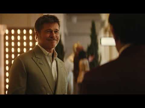 画像: Brad Pitt & George Russell Lead a Stunning Las Vegas Reveal of the New Mercedes-AMG GT 4-Door Coupe m.youtube.com