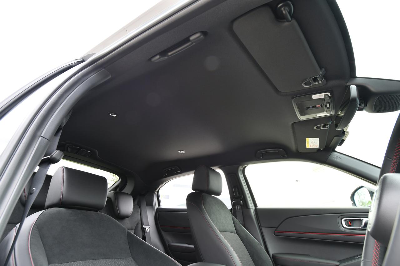 画像 : 15番目の画像 - ホンダ ヴェゼル e:HEV RS - Webモーターマガジン