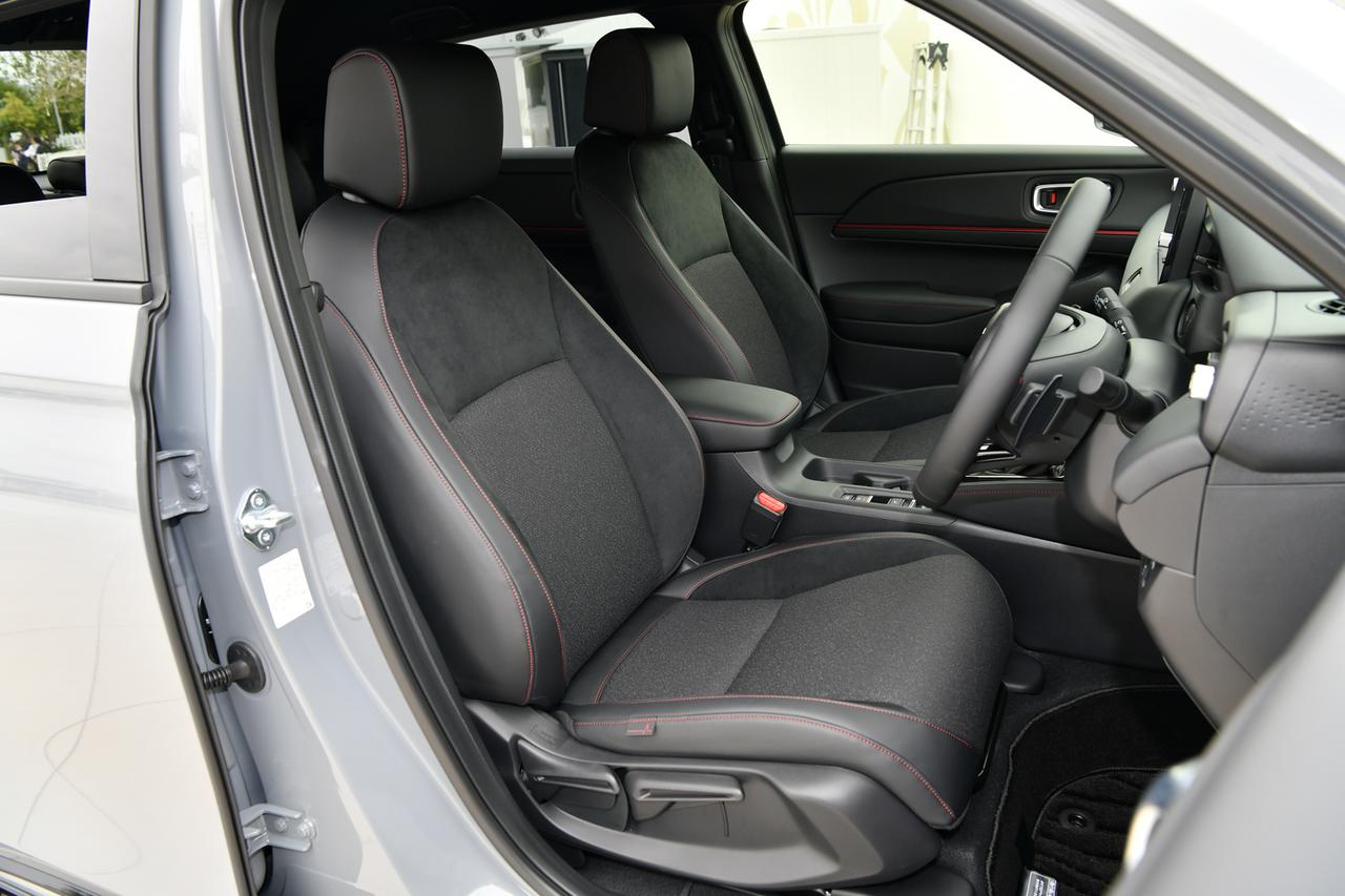 画像 : 12番目の画像 - ホンダ ヴェゼル e:HEV RS - Webモーターマガジン