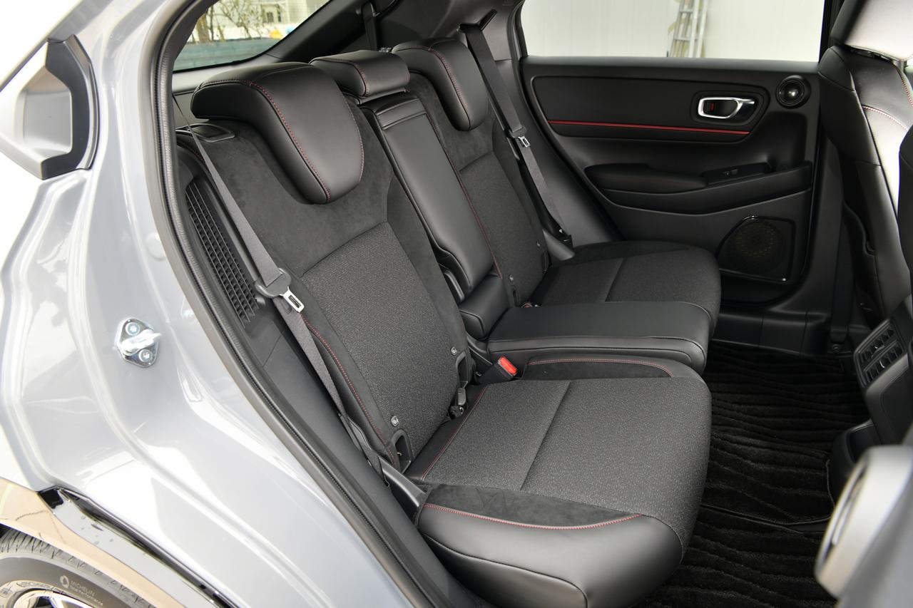 画像 : 13番目の画像 - ホンダ ヴェゼル e:HEV RS - Webモーターマガジン