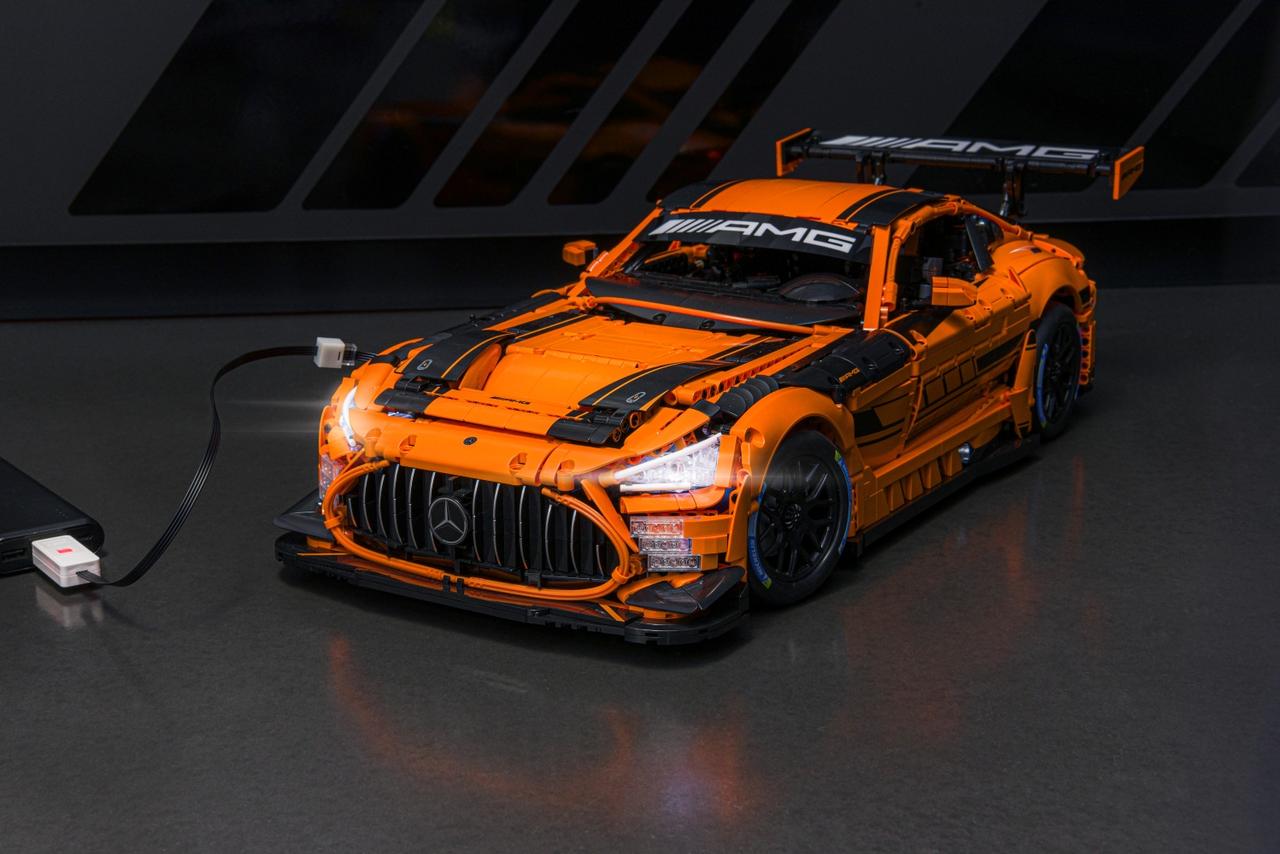 画像 : 6番目の画像 - メルセデス-AMG GT3「CaDA製1：8スケール」モデル - Webモーターマガジン