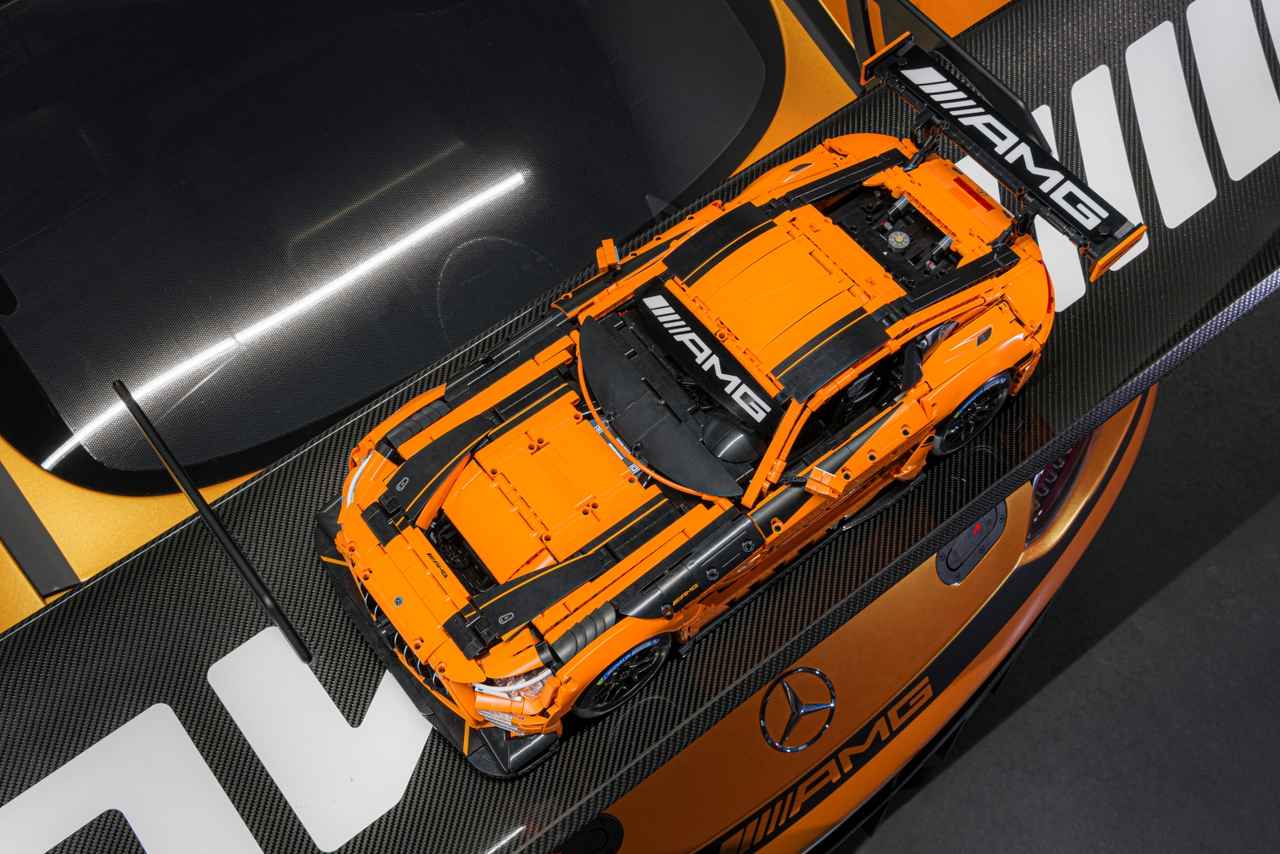 画像 : 13番目の画像 - メルセデス-AMG GT3「CaDA製1：8スケール」モデル - Webモーターマガジン