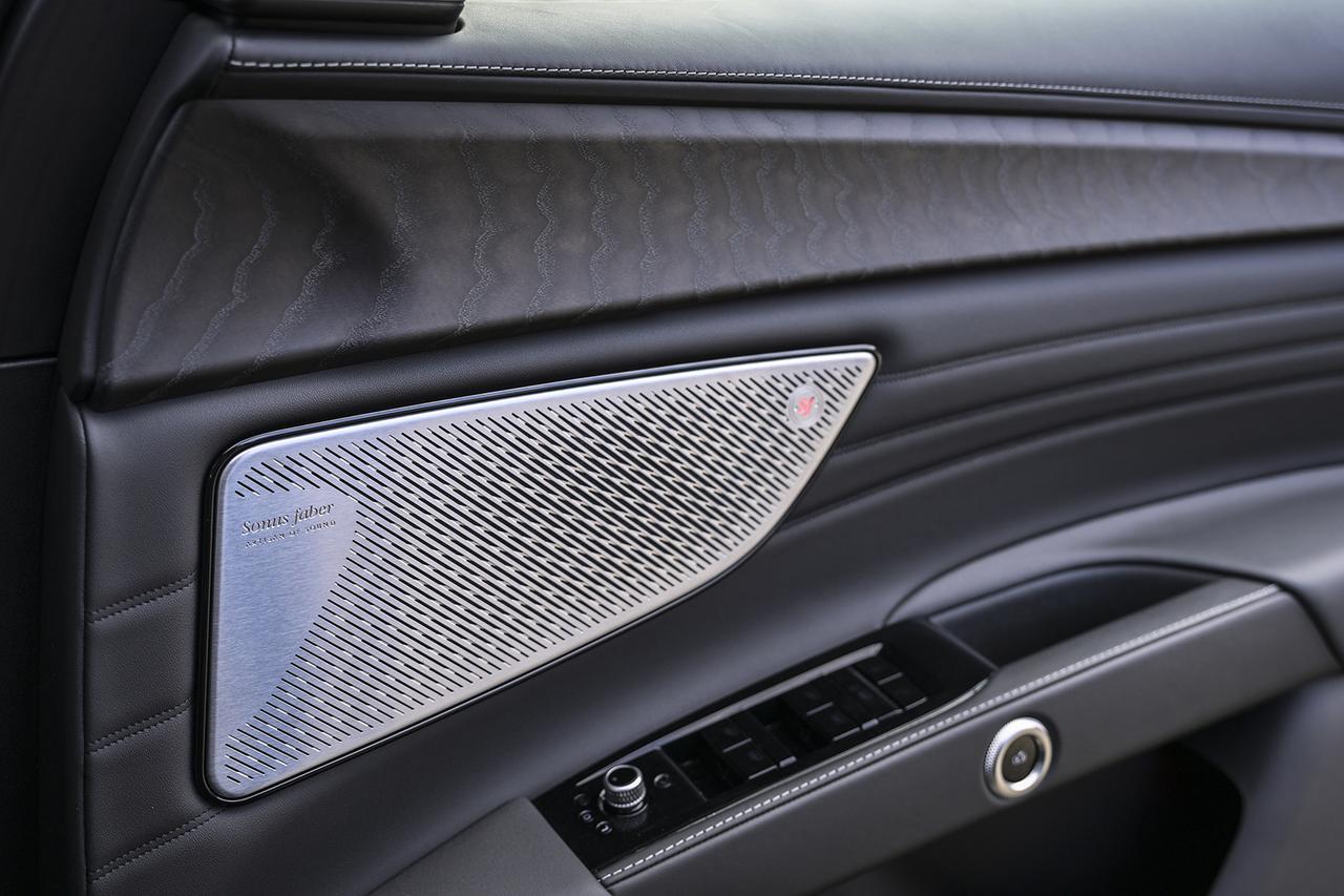 画像 : 9番目の画像 - マセラティ グレカーレ エッセンツァ - Webモーターマガジン