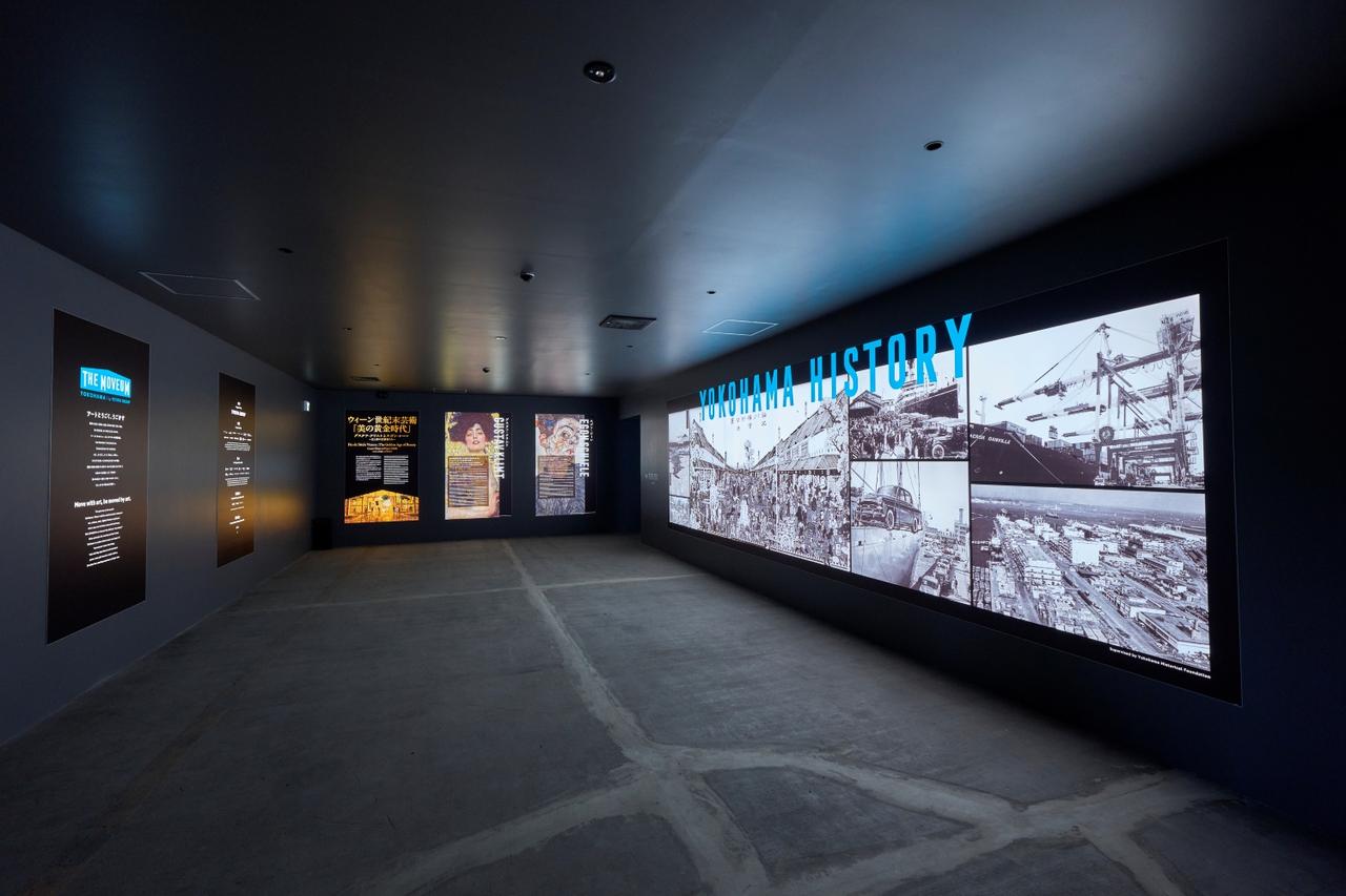 画像: 「ザ・ムービアム ヨコハマ」では約1800平方メートルの巨大空間で、音と映像に包まれる没入型芸術体験ができるイマーシブアートを展開。写真はエントランス。