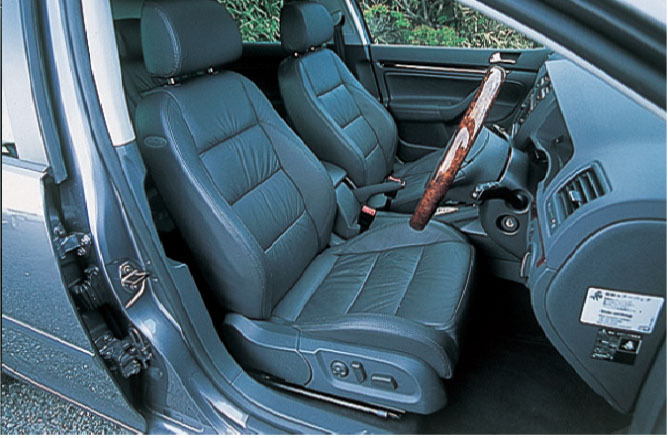 画像 : 4番目の画像 - ゴルフⅤ、4バリエーション一気試乗 - Webモーターマガジン