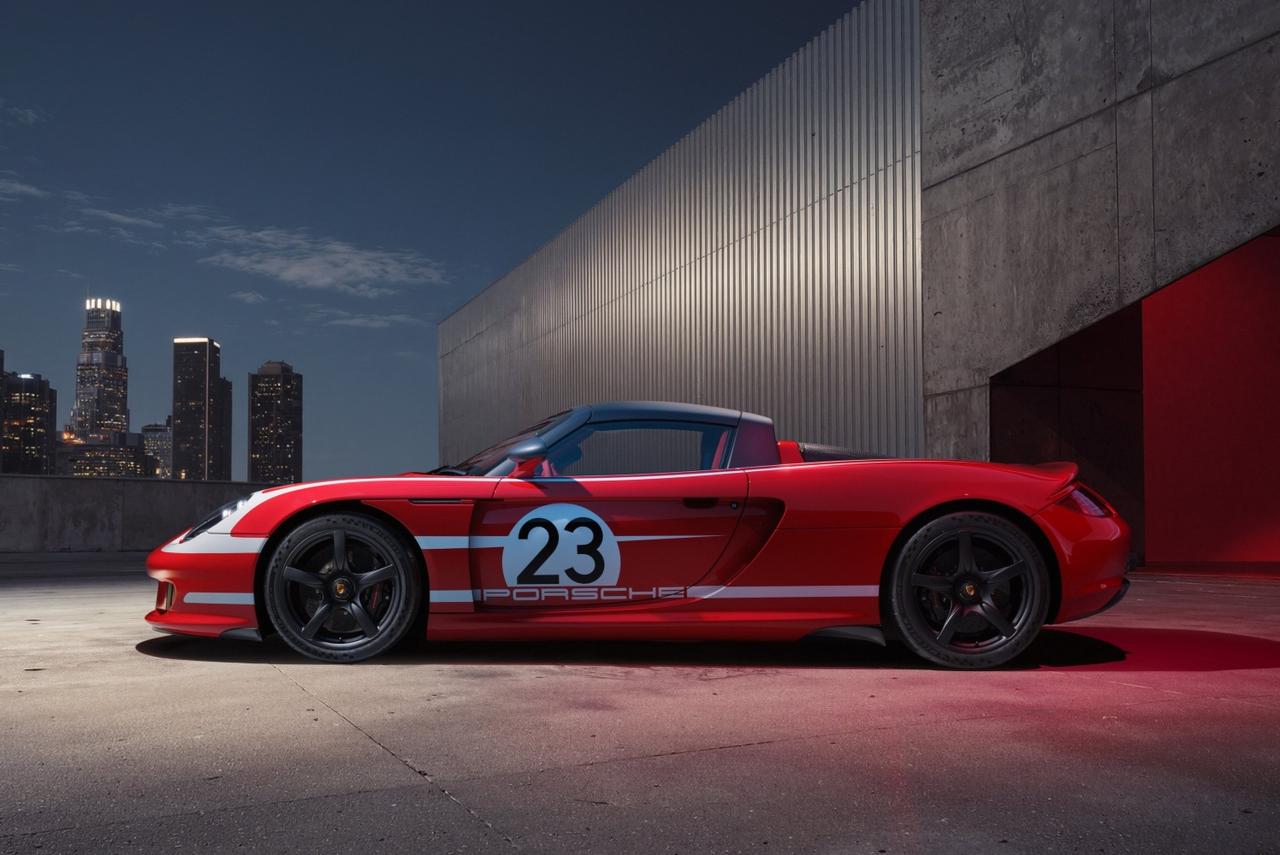 画像 : 3番目の画像 - ポルシェ カレラGTが“もう一度、新車になる”～917オマージュの「ザルツブルク・デザイン」で蘇った究極のワンオフ～ - Webモーターマガジン