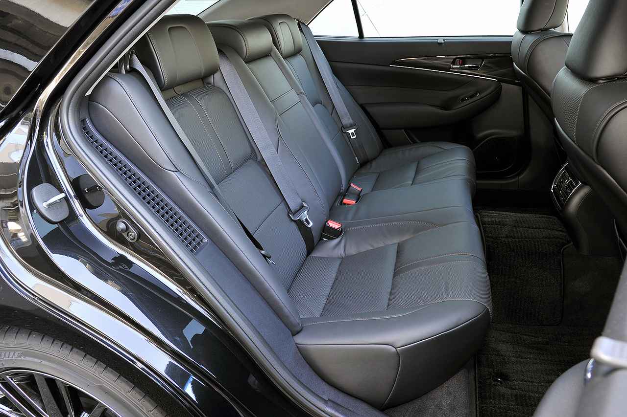 画像 : 8番目の画像 - トヨタ クラウン ハイブリッド（14代目） - Webモーターマガジン