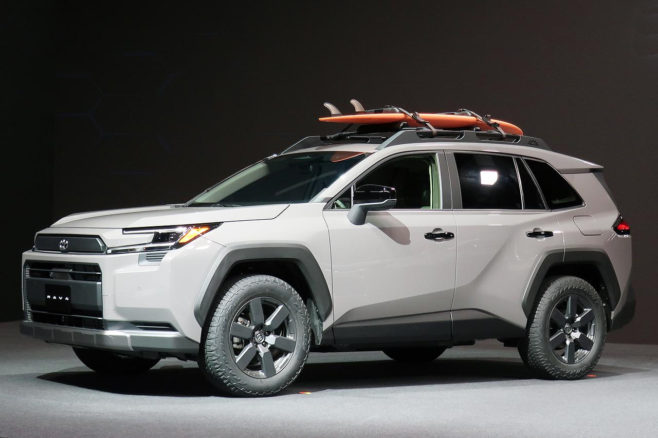 画像 : 5番目の画像 - 2025写真蔵トップ10＜第5位＞トヨタ RAV4 - Webモーターマガジン