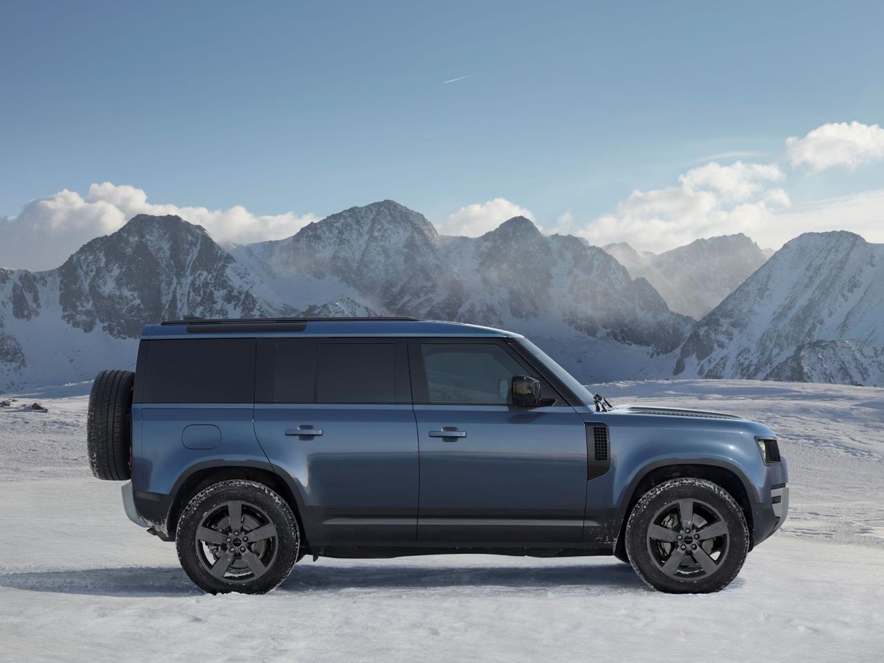 画像: 日本初の商用モデル誕生!「ディフェンダー ハードトップ」が示す「働く4WD」の本気度 - Webモーターマガジン