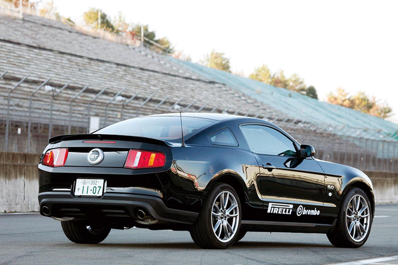 画像 : 2番目の画像 - 特別仕様 フォード マスタング V8 GT パフォーマンスパッケージ - Webモーターマガジン