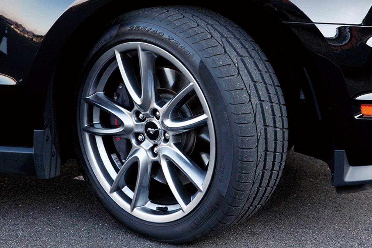 画像 : 5番目の画像 - 特別仕様 フォード マスタング V8 GT パフォーマンスパッケージ - Webモーターマガジン