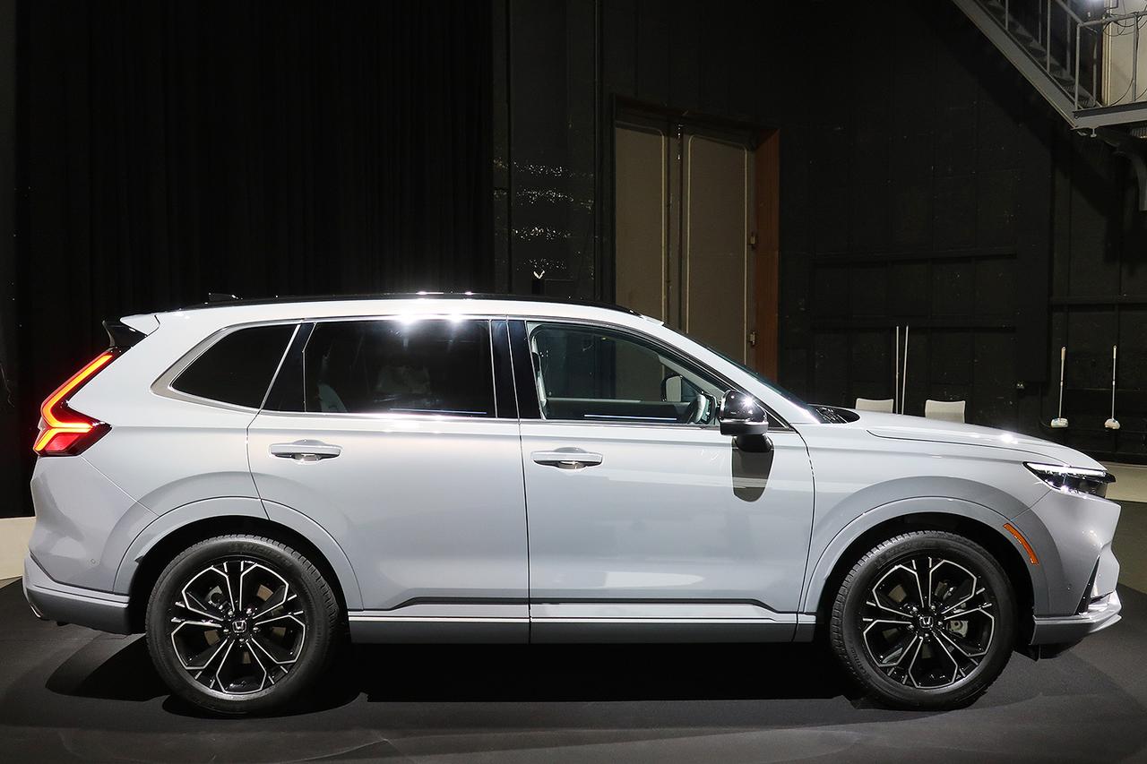 画像 : 3番目の画像 - ホンダ 新型CR-V 写真蔵 - Webモーターマガジン