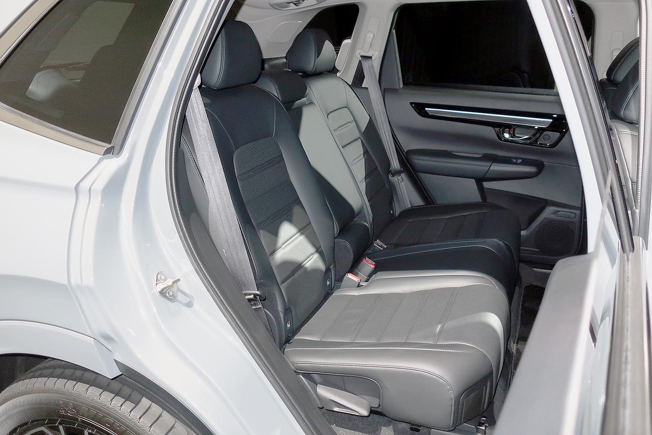 画像 : 11番目の画像 - ホンダ 新型CR-V 写真蔵 - Webモーターマガジン
