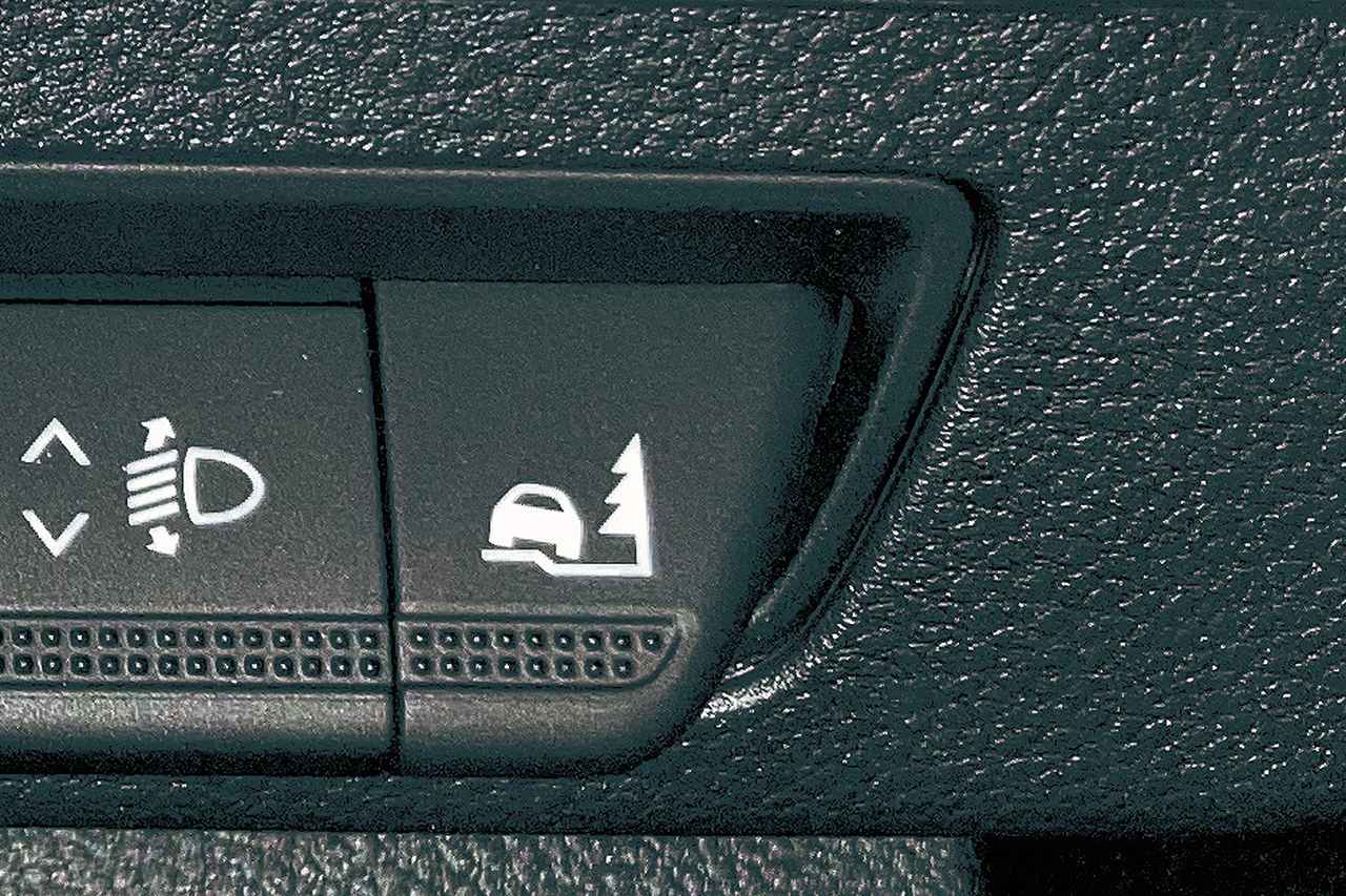 画像 : 12番目の画像 - ルノー グランカングー クルール - Webモーターマガジン