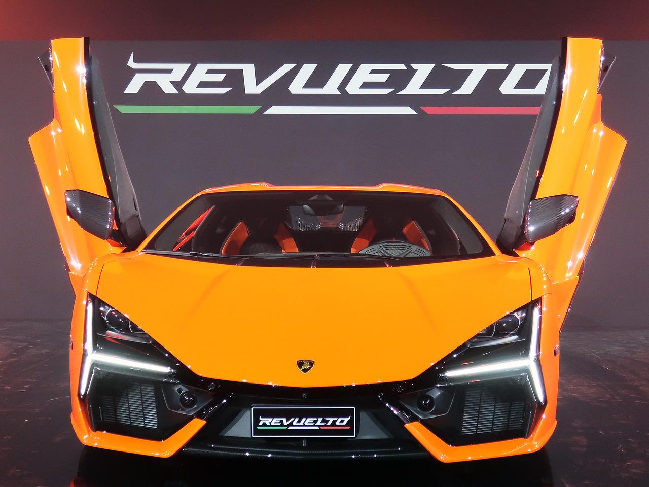 画像: 【写真蔵】ランボルギーニの新たなフラッグシップ、「レヴエルト」はプラグインハイブリッドのハイパフォーマンスEV - Webモーターマガジン