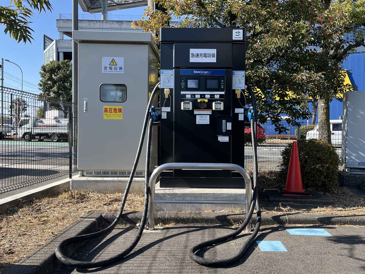 画像 : 6番目の画像 - ヤナセ横浜港北支店（メルセデス・ベンツ港北） - Webモーターマガジン