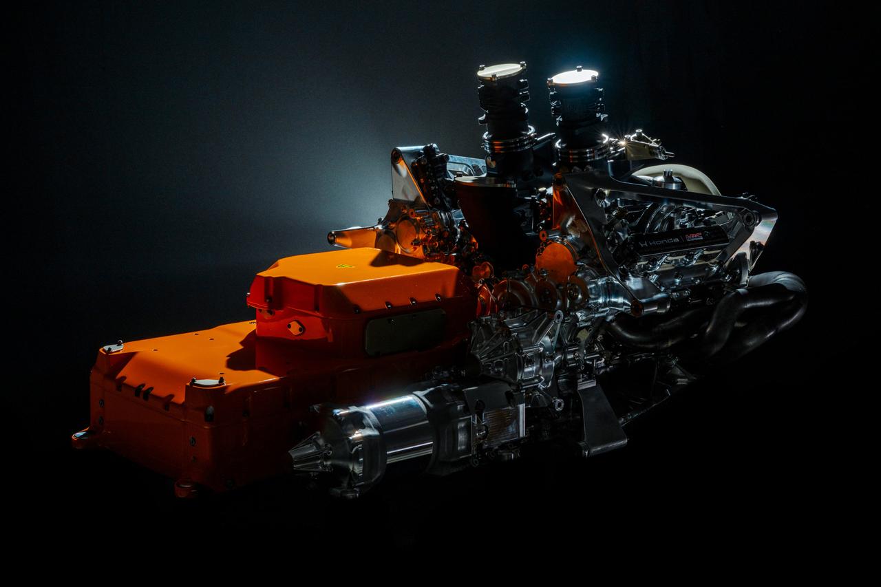 画像 : 2番目の画像 - F1アストンマーティン・ホンダ ニューパートナーシップ始動発表会 - Webモーターマガジン