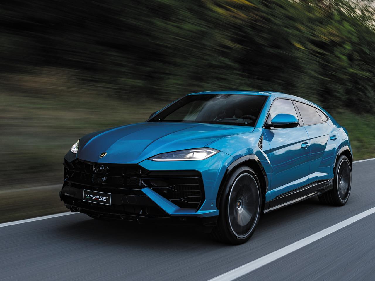 V8ツインターボを搭載したPHEV「ランボルギーニ ウルスSE」の、驚く