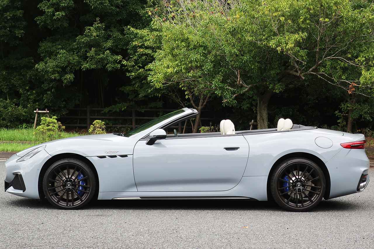 画像 : 4番目の画像 - マセラティ グランカブリオ 写真蔵 - Webモーターマガジン