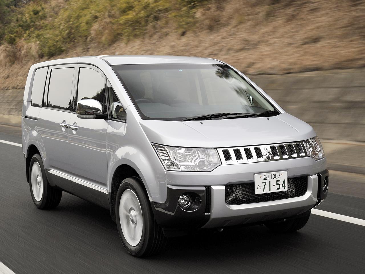 画像: 【10年ひと昔の新車】三菱 デリカD：5に待望のクリーンディーゼルが搭載された - Webモーターマガジン