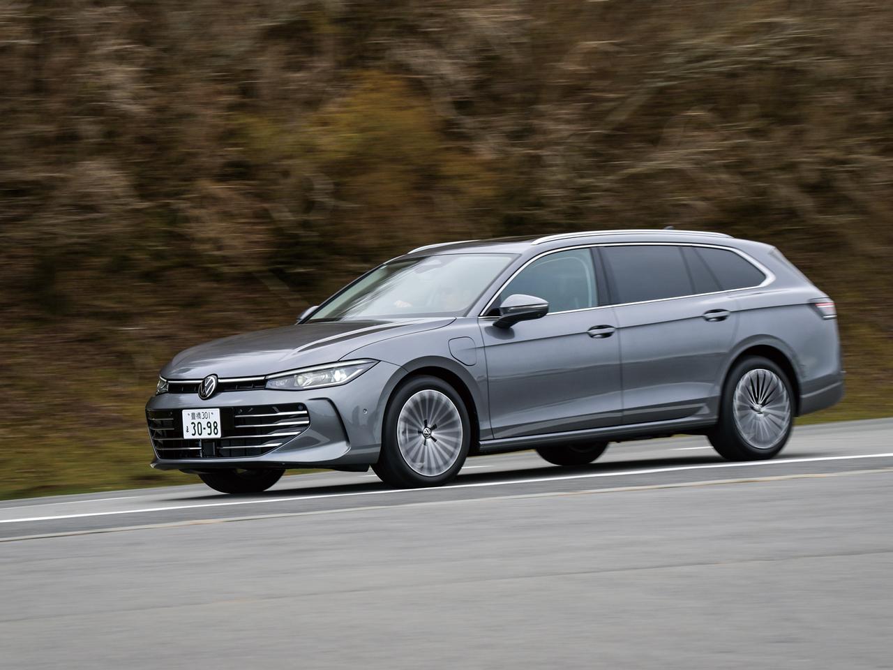 画像: パサートのPHEVグレード「eハイブリッド エレガンス」と、MHEV「eTSI Rライン」の決定的な差 - Webモーターマガジン