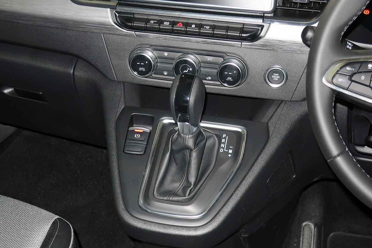 画像 : 9番目の画像 - ルノー グランカングー 写真蔵 - Webモーターマガジン