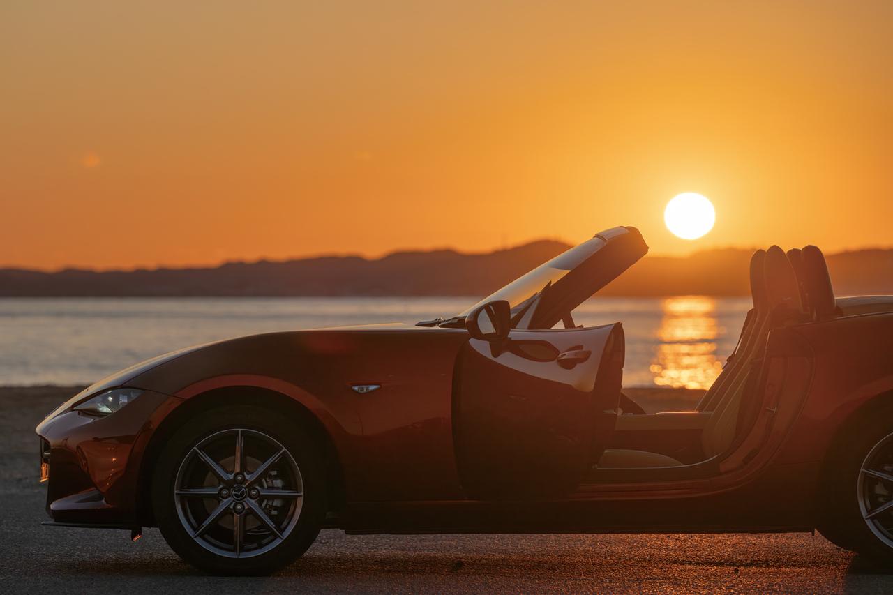 画像 : 12番目の画像 - マツダ ロードスター	Sレザーパッケージ Vセレクション - Webモーターマガジン