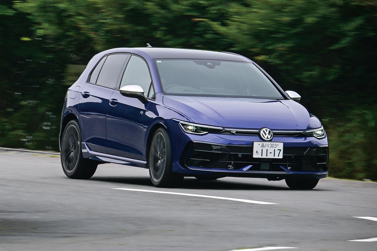 画像: フォルクスワーゲン ゴルフR アドバンス：あらゆる走行シーンで快適性と走行性能を高い次元で融合させていたゴルフR。まさに万能選手という言葉がマッチする。