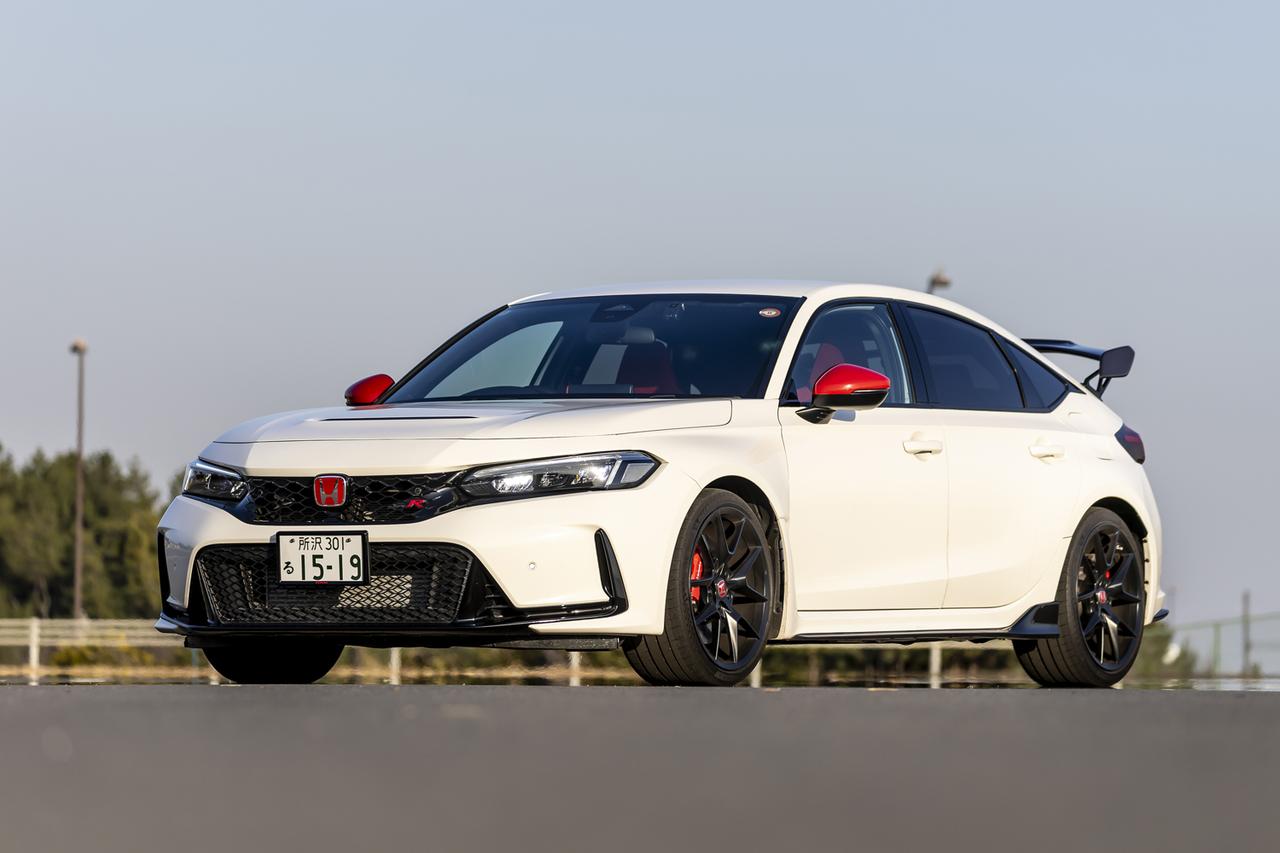 画像: ホンダアクセスの製品を装着したホンダ シビック タイプR。