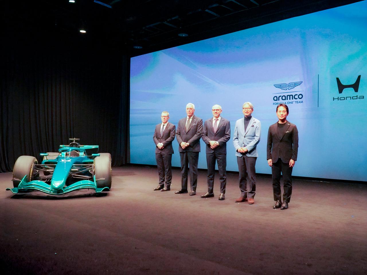画像: F1アストンマーティン・ホンダがいよいよ始動、新パワーユニットとマシンを世界初公開 - Webモーターマガジン