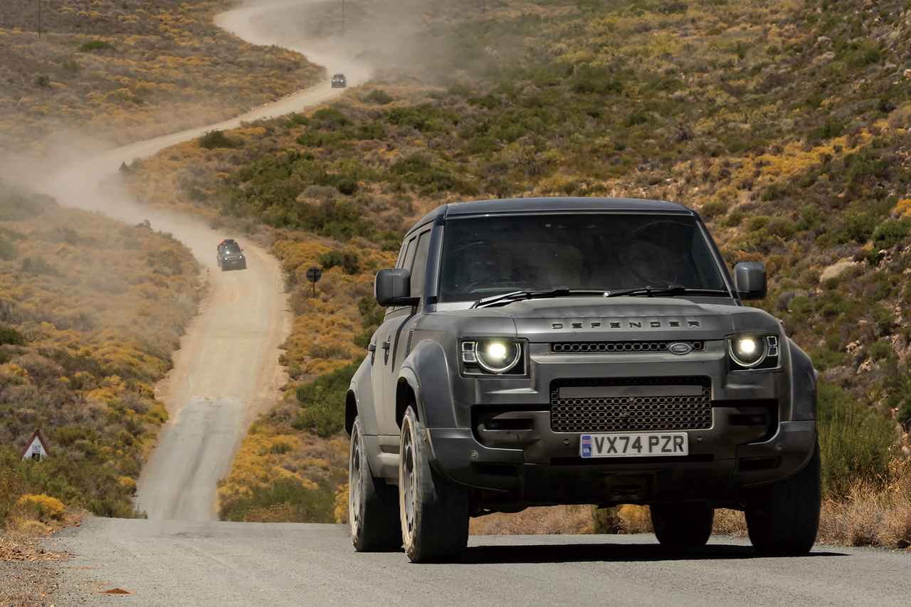 画像 : 1番目の画像 - ランドローバー ディフェンダーOCTA - Webモーターマガジン