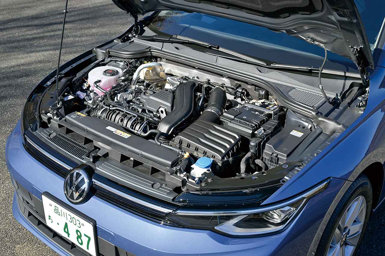 画像: 従来の1L直3ターボから1.5L直4ターボへサイズアップしたゴルフ eTSI アクティブのパワートレーン。BSGを搭載したMHEV仕様である。