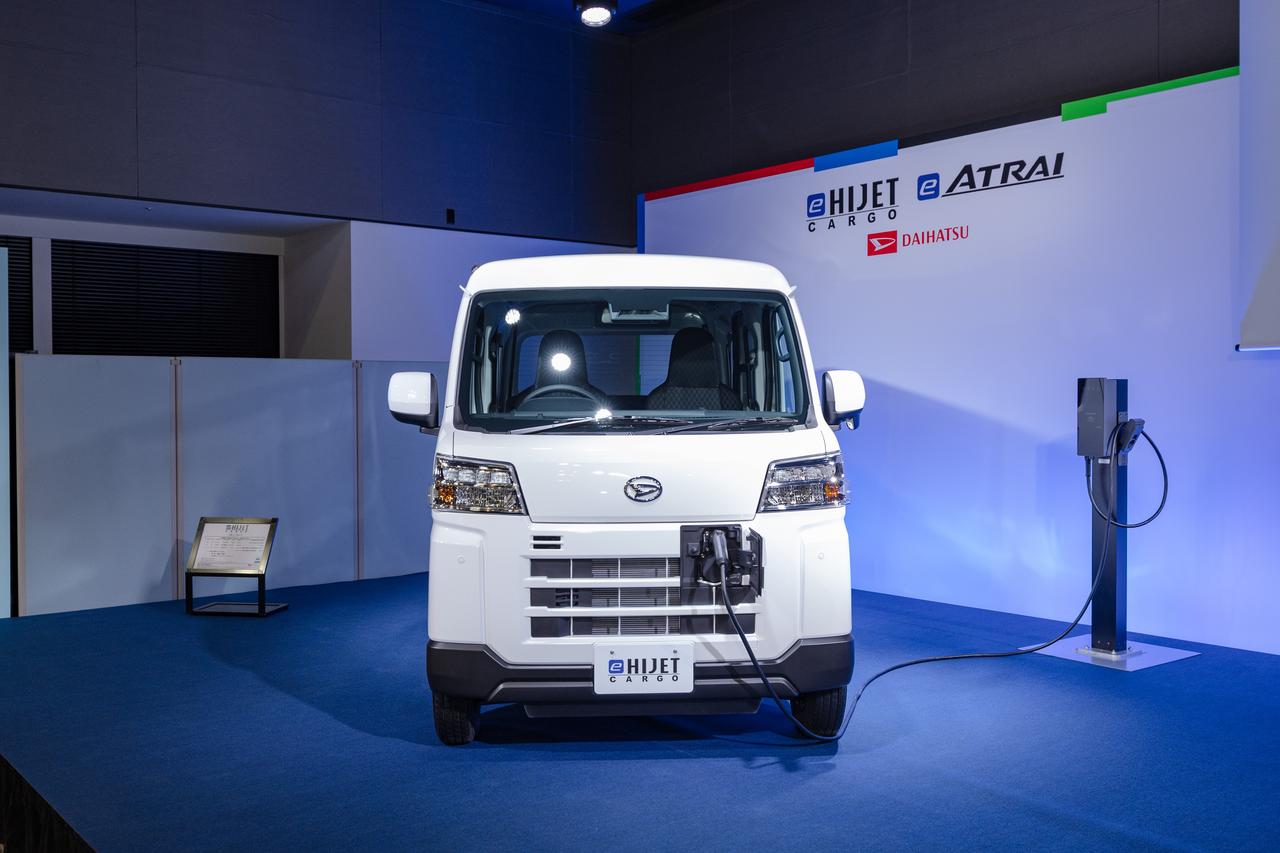 画像 : 3番目の画像 - ダイハツ e-ハイゼット カーゴとe-アトレー - Webモーターマガジン